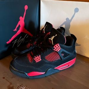 Air Jordan 4 red thunder